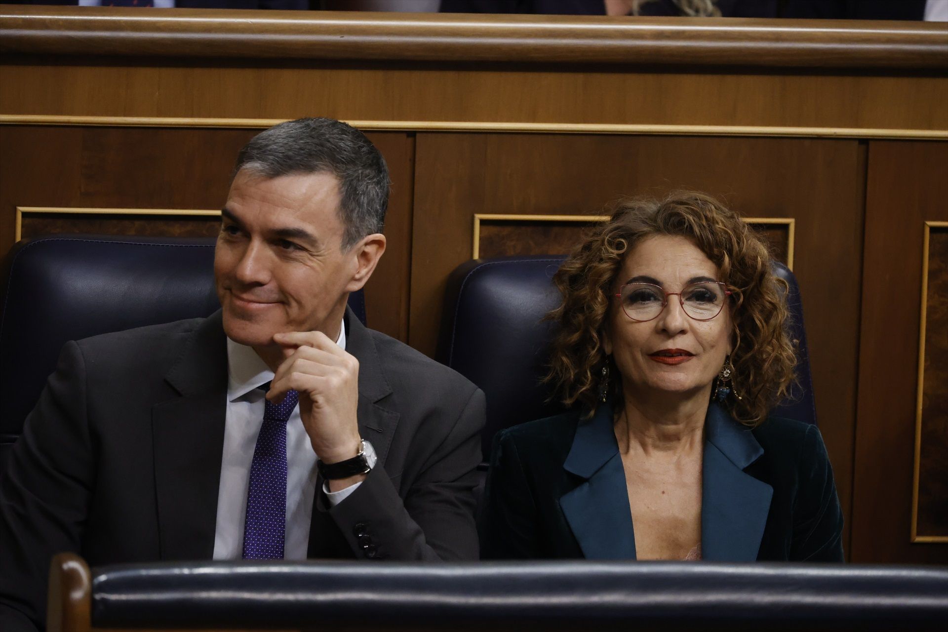 Pedro Sánchez, amb la vicepresidenta María Jesús Montero.