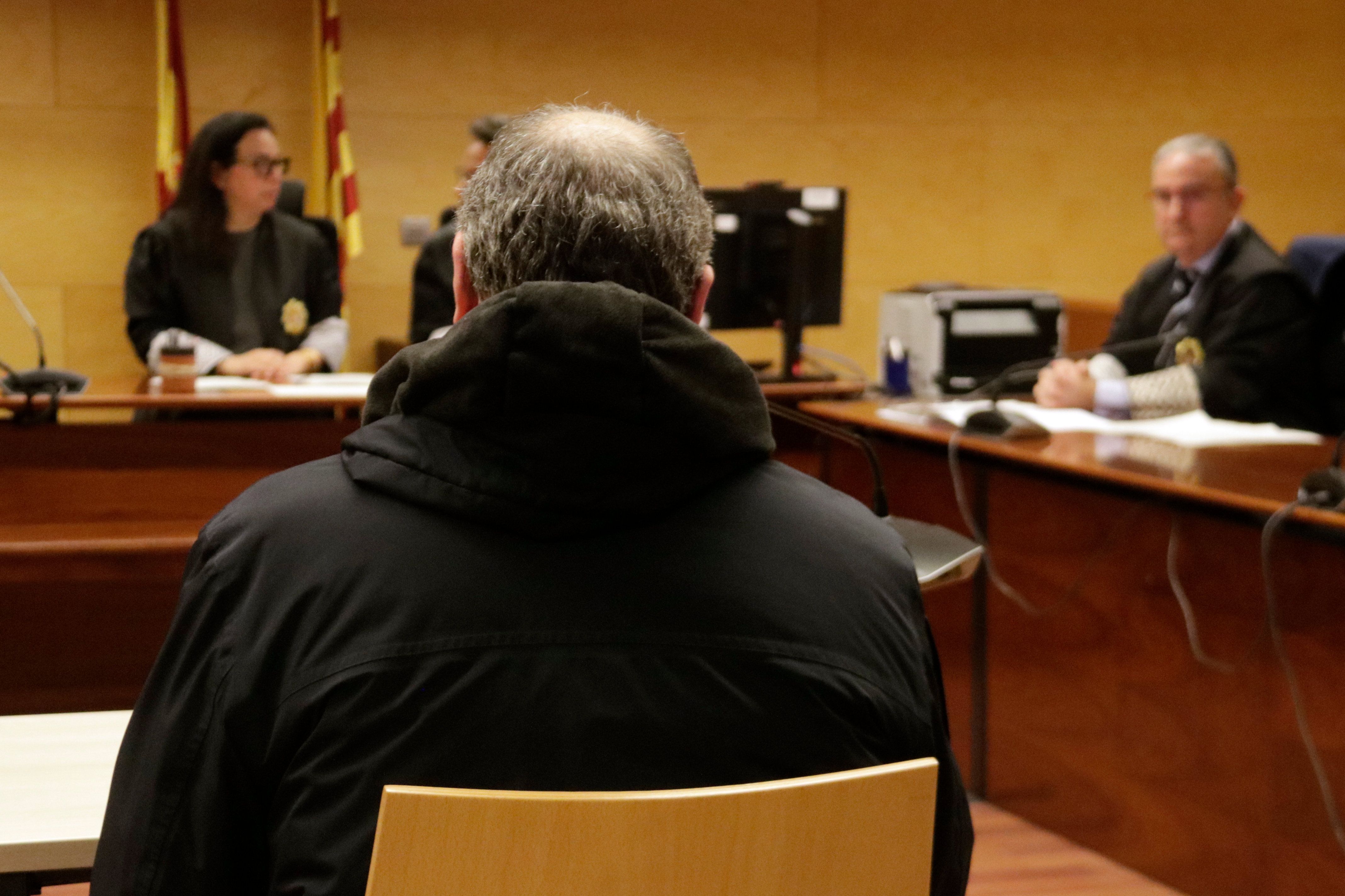 El fiscal i la defensa han apreciat un atenuant per drogoaddicció en l'acusat perquè patia un trastorn per dependència a la cocaïna que "afectava i alterava les seves facultats volitives"