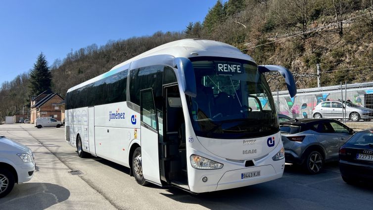 Autobús servei alternatiu carretera Renfe Ripollès