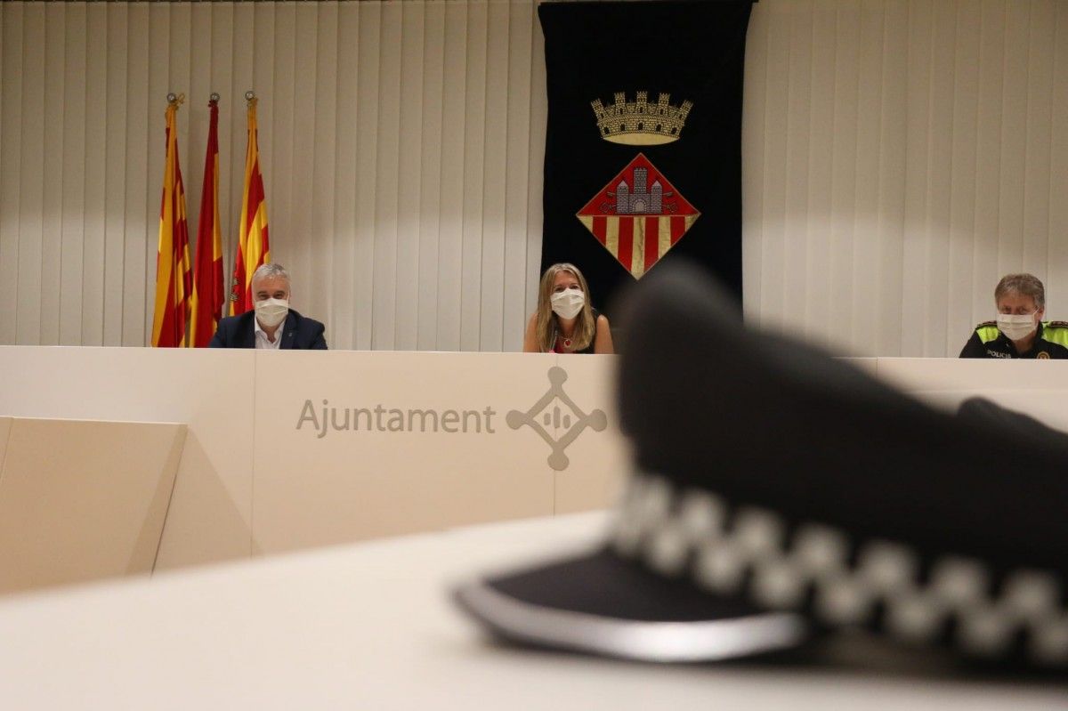 L'alcaldessa de Sant Cugat ha donat la benvinguda als dotze nous agents