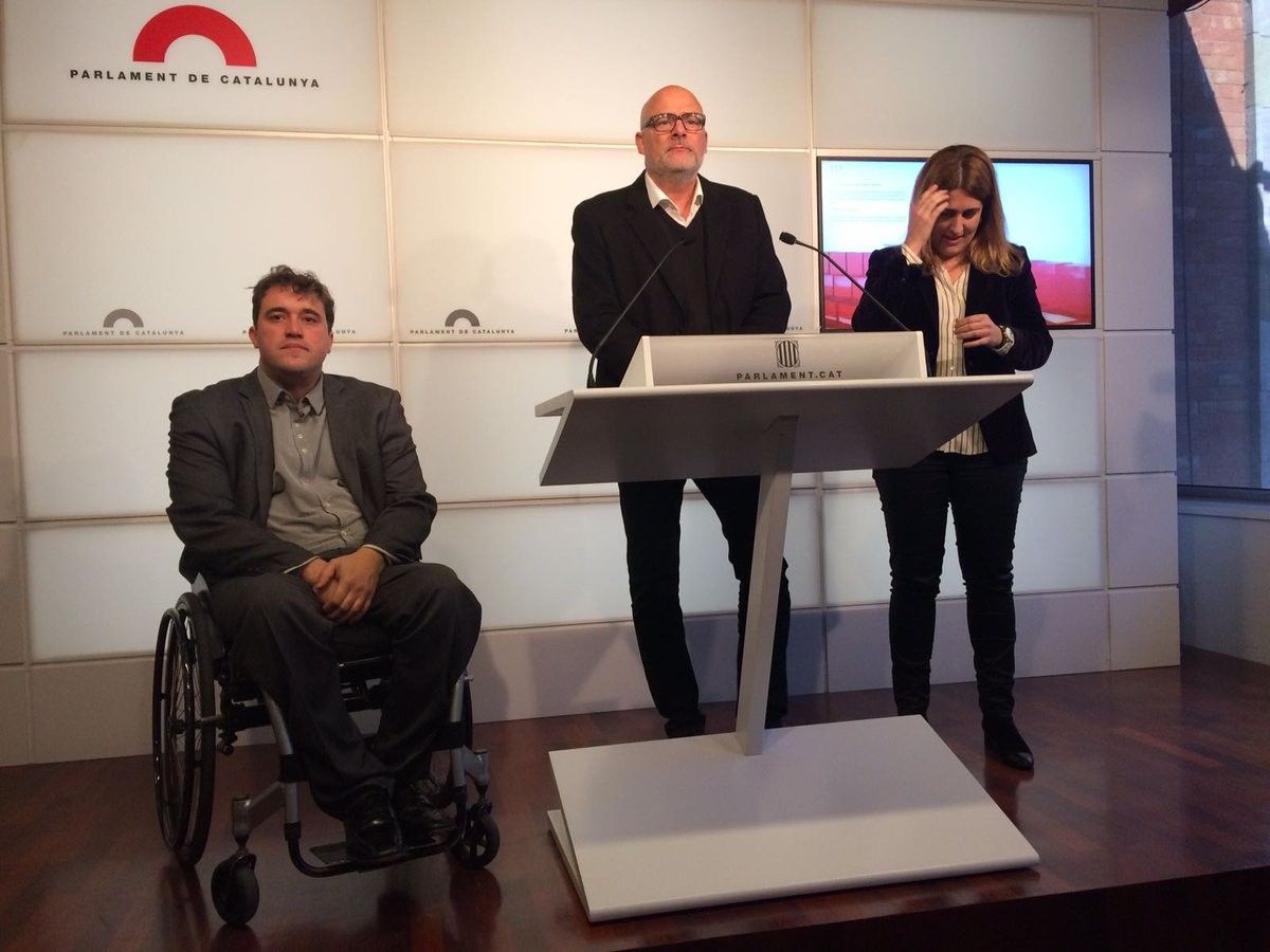 Lluís Corominas, Marta Pascal i David Bonvehí en roda de premsa