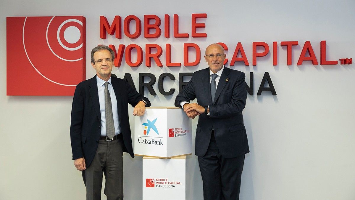Jordi Gual, president de CaixaBank, i Carles Grau, CEO de MWCapital, aquest divendres.