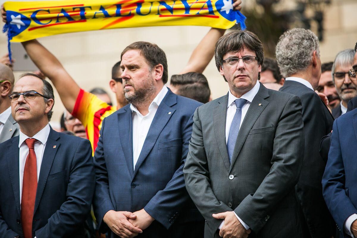 Oriol Junqueras, Carles Puigdemont i Jordi Turull, l'endemà de l'1-O.