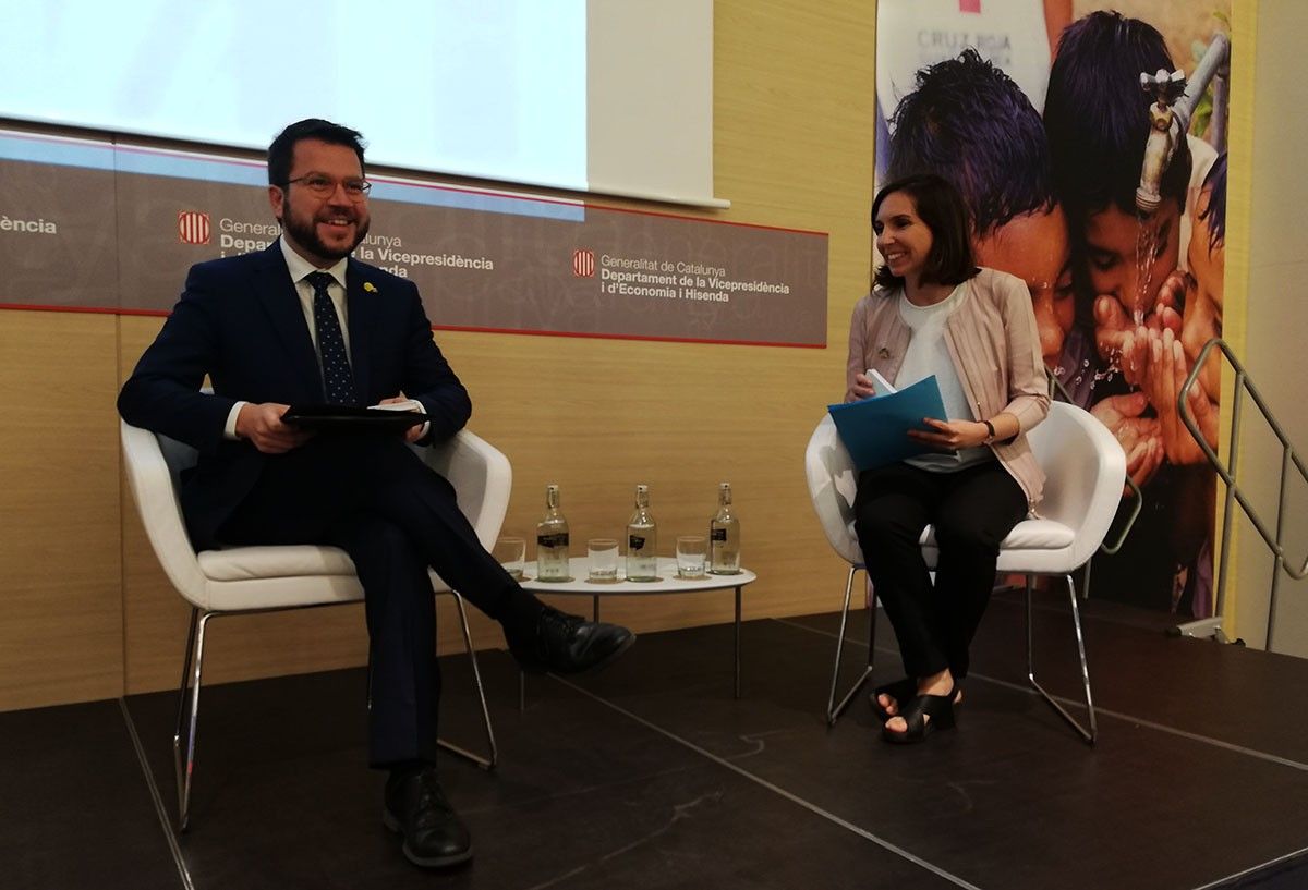 Presentació de l'Informe Anual de l'Economia Catalana 2018 amb el vicepresident Pere Aragonès.