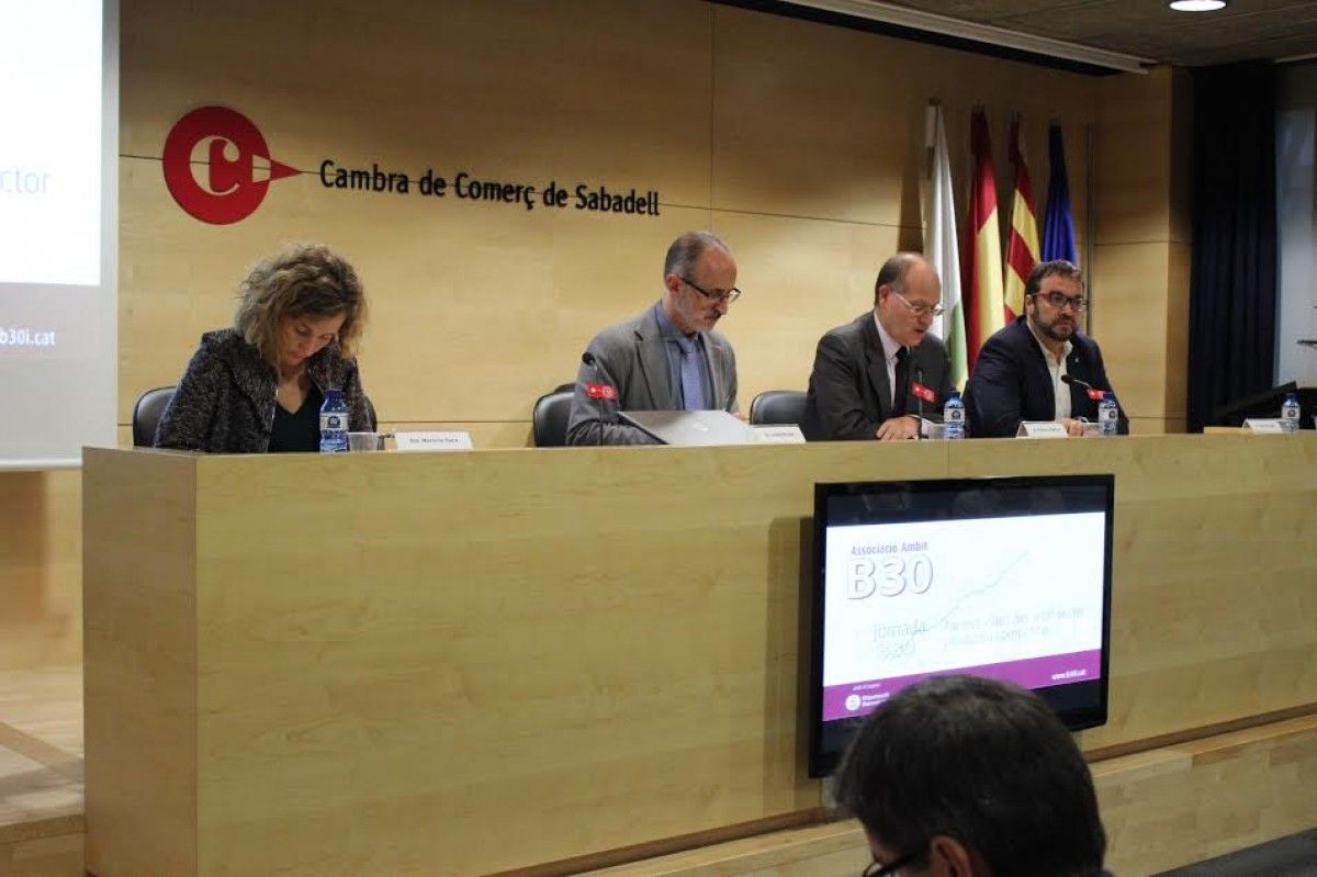 La sessió s'ha celebrat a la Cambra de Comerç de Sabadell.