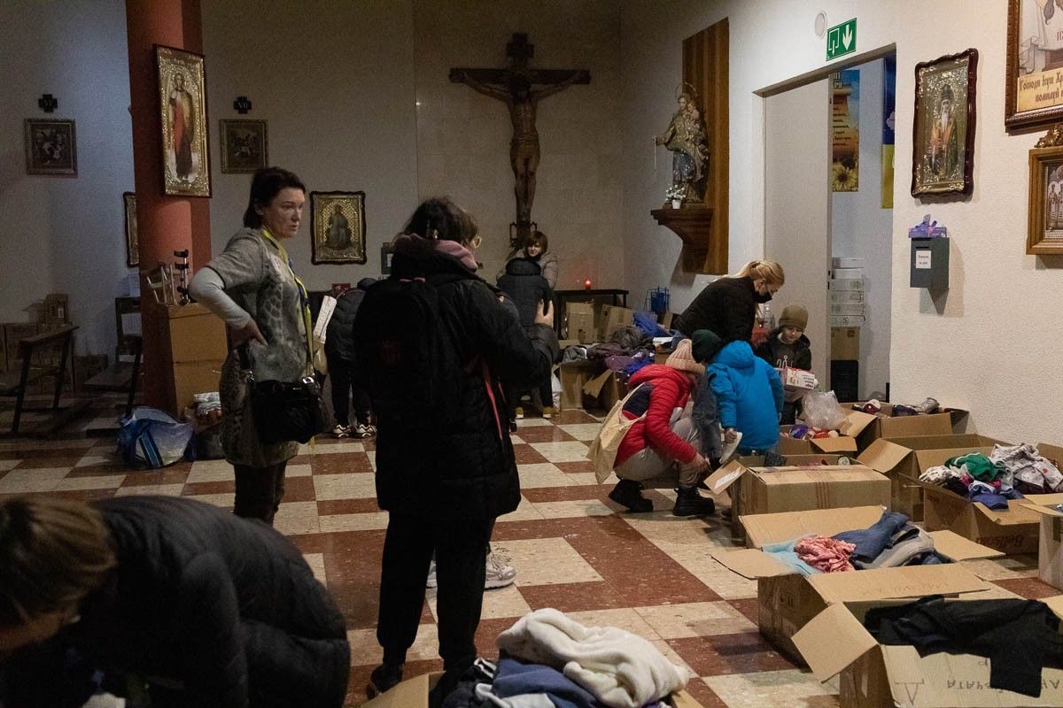 La parròquia de Sant Josep, Santa Mònica i Sant Josefat recull ajuda humanitària per a Ucraïna.