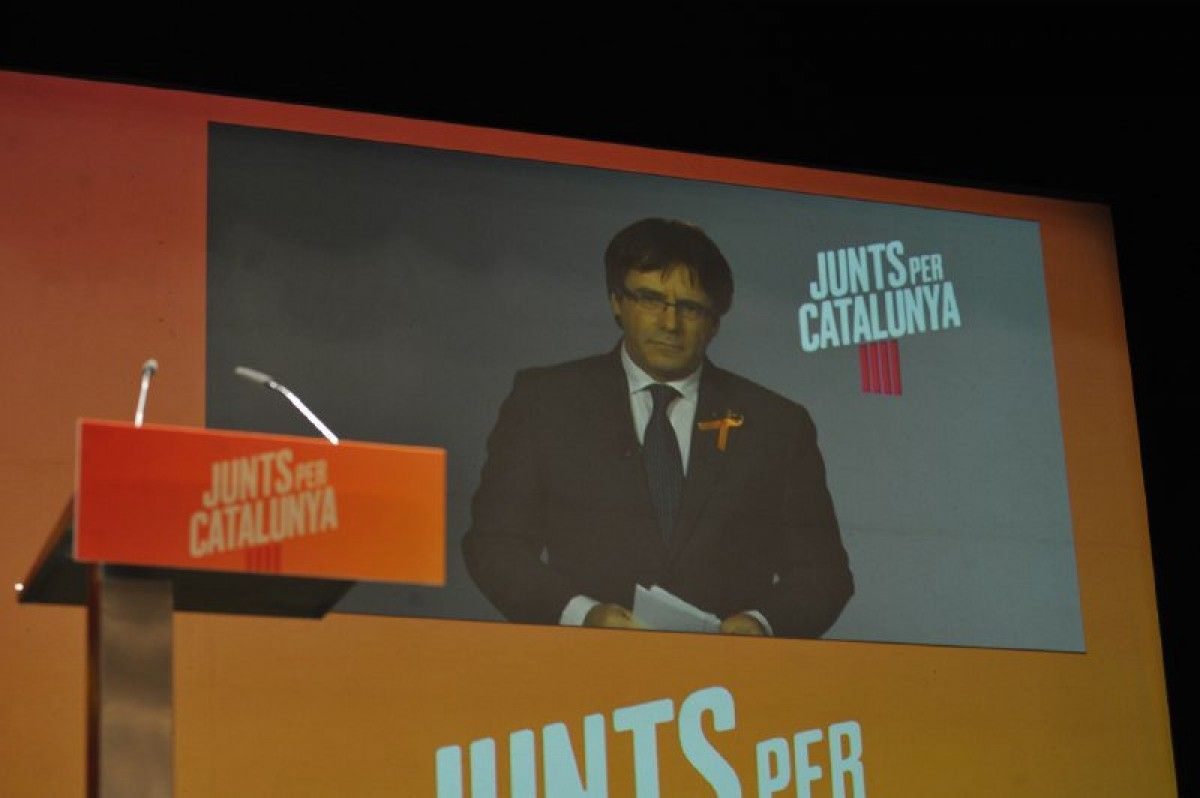 Carles Puigdemont intervé al míting de Junts per Catalunya a Reus