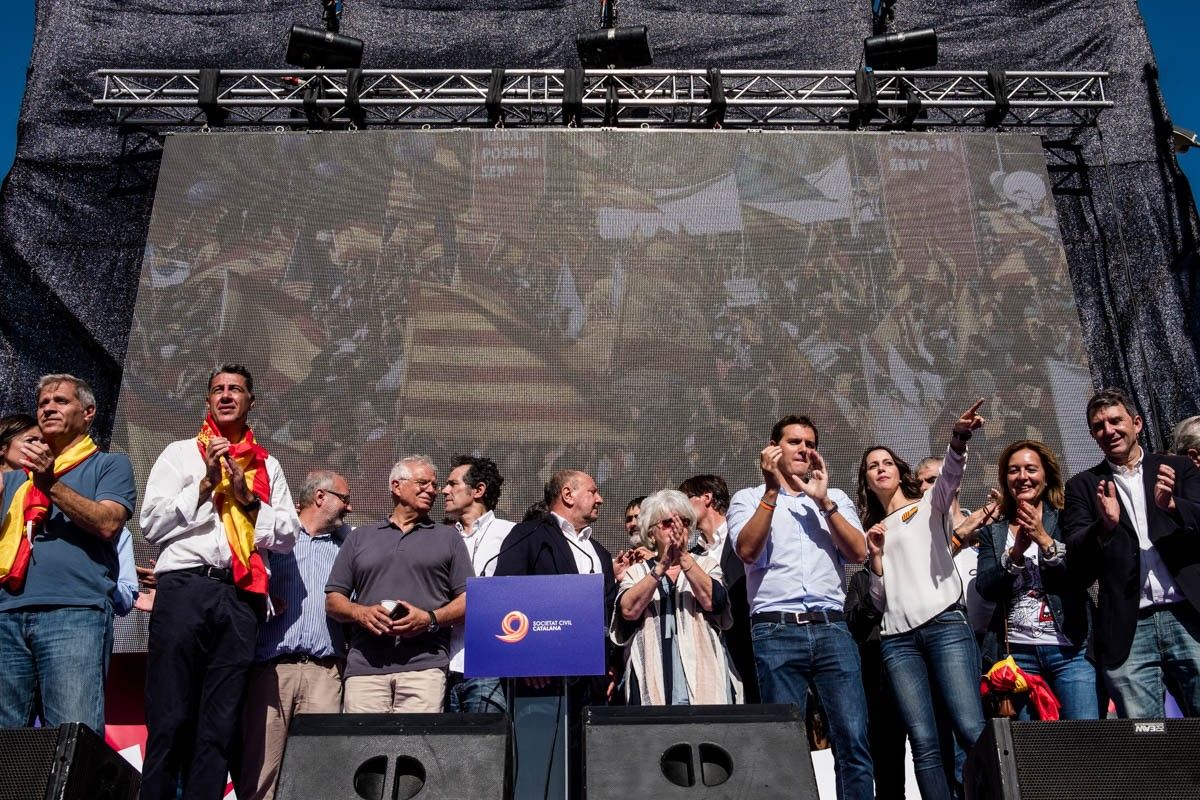 Acte polític de Societat Civil Catalana amb representants dels partits unionistes
