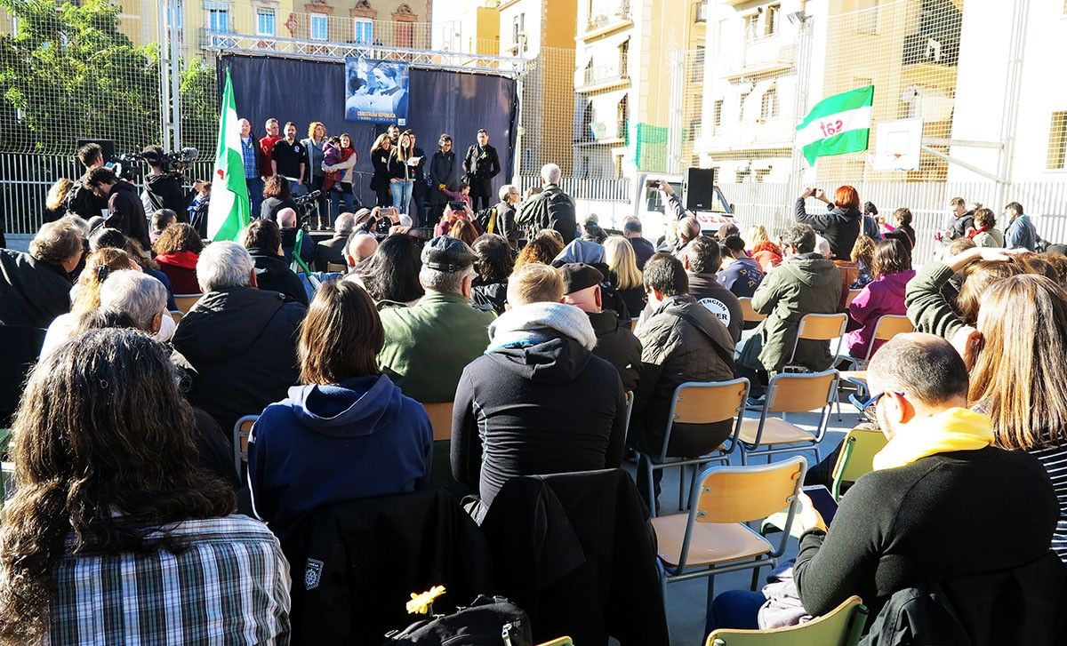 L'acte de solidaritat i contra la repressió a l'escola Mediterrània.