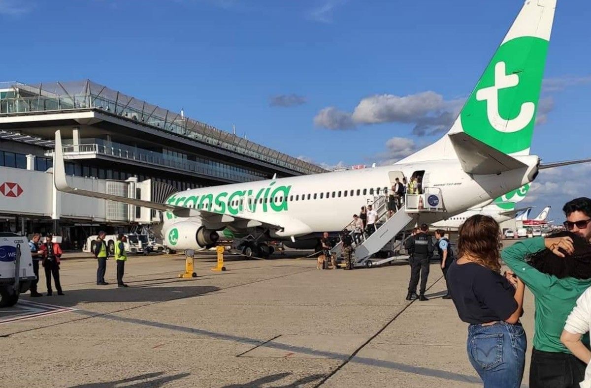 Els passatgers del vol de Transavia desallotjats per alerta terrorista
