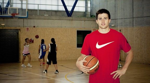 Xavi Rabaseda dedica la setmana a les futures estrelles del bàsquet de la comarca.