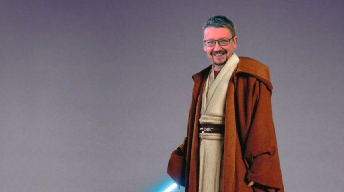 Xavier Domènech vestit de Jedi, en un muntatge de Catalunya en Comú