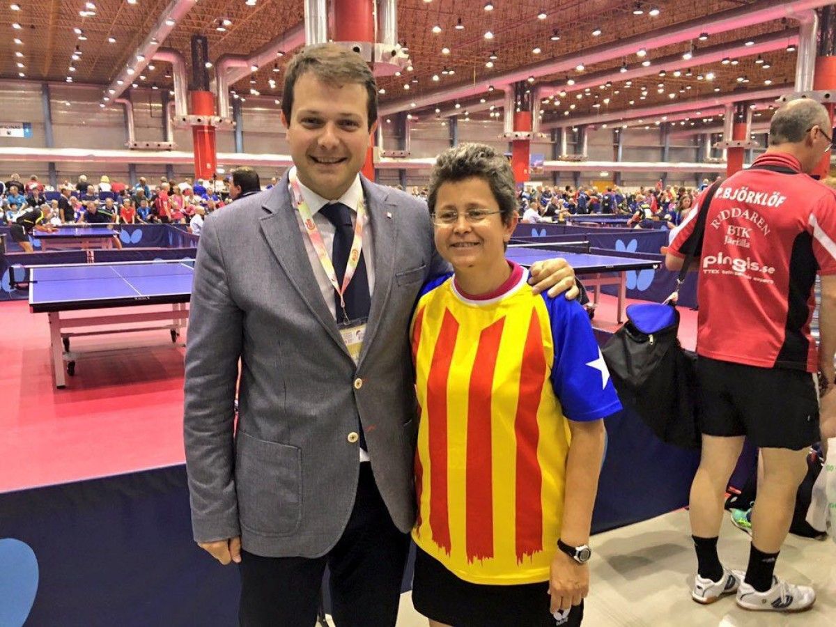  Mònica Weisz amb el secretari d'Esports de la Generalitat Gerard Figueras.