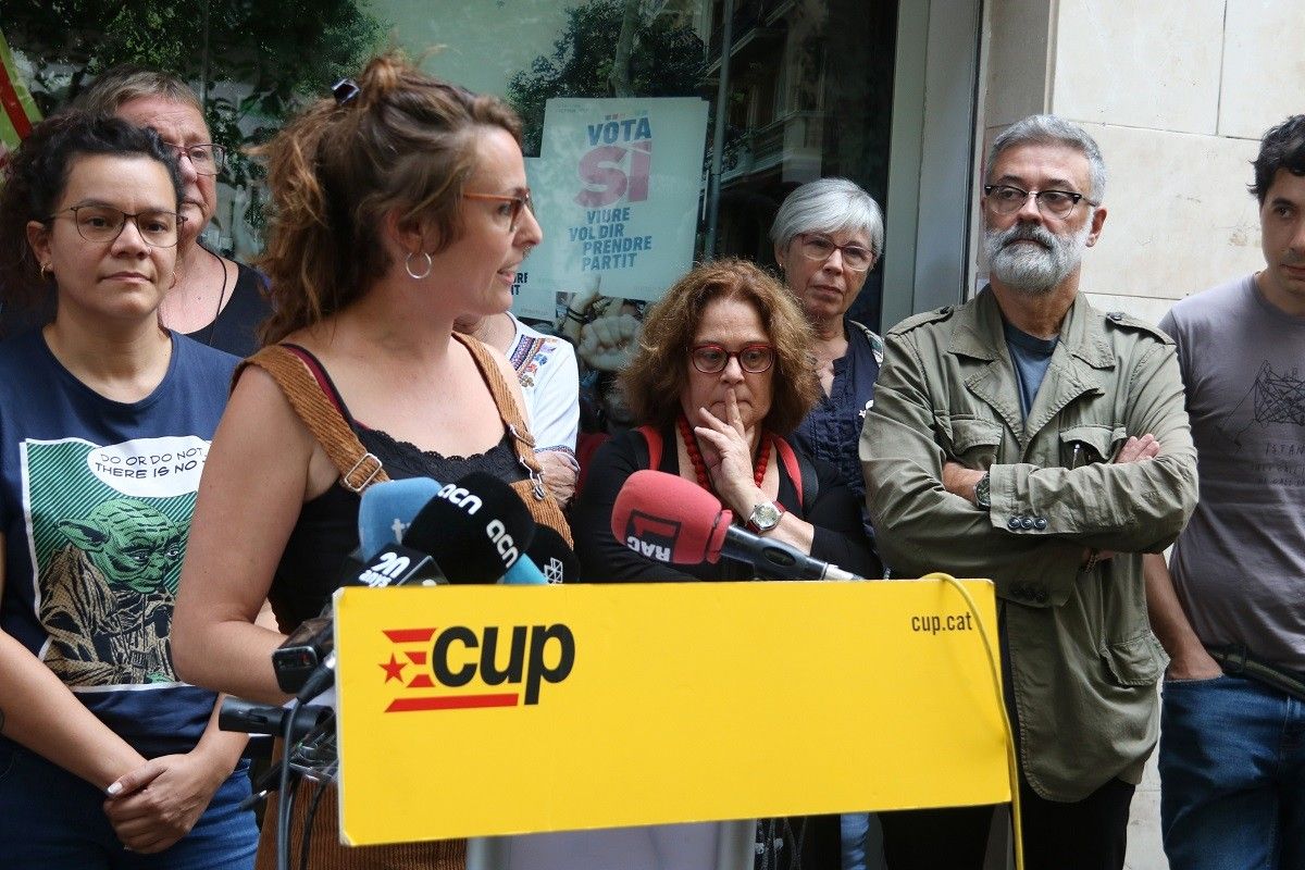 La CUP, en el moment d'anunciar la seva participació a les espanyoles.