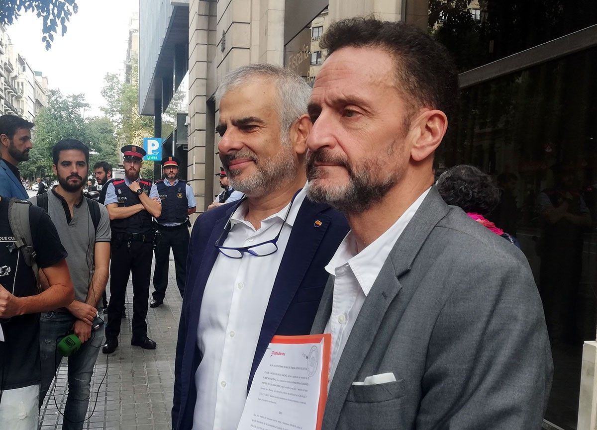 El portaveu parlamentari de Ciutadans, Carlos Carrizosa, i el membre de l'executiva nacional Edmundo Bal.