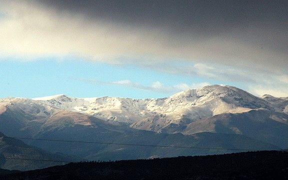 El Pirineu, ahir a la tarda, vist des de Roda.