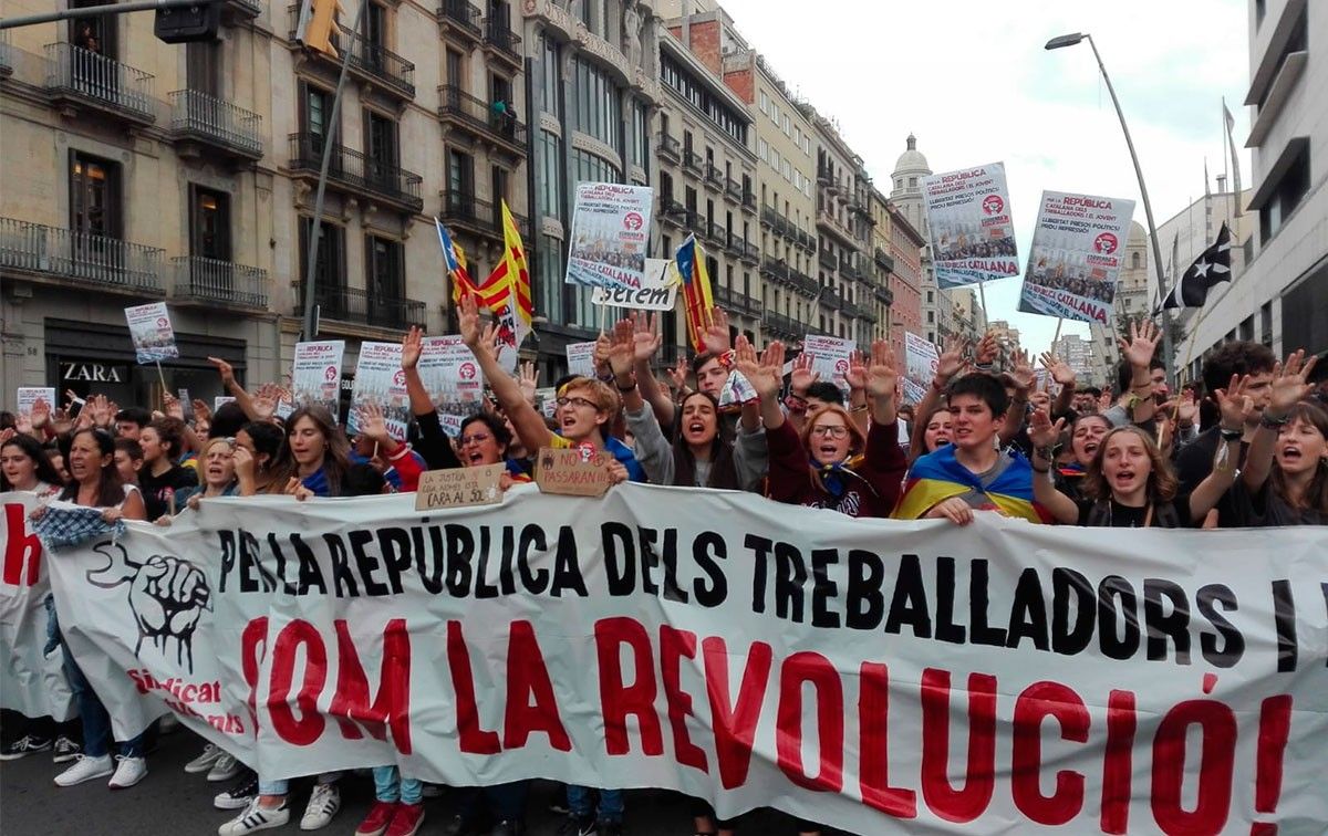 Manifestació al centre de Barcelona contra la repressió