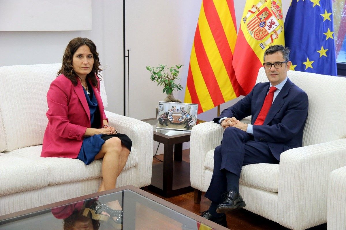 La consellera Laura Vilagrà amb el ministre Félix Bolaños, reunits a Madrid