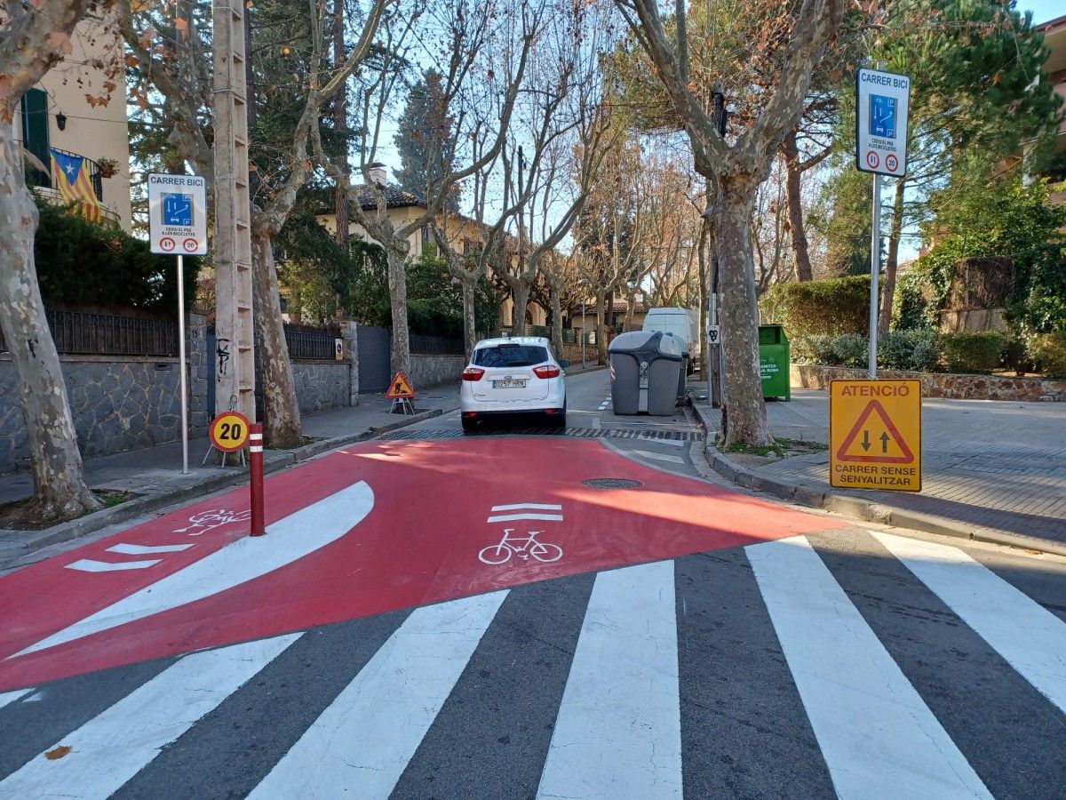 El nou carrer bici del passeig de Valldoreix