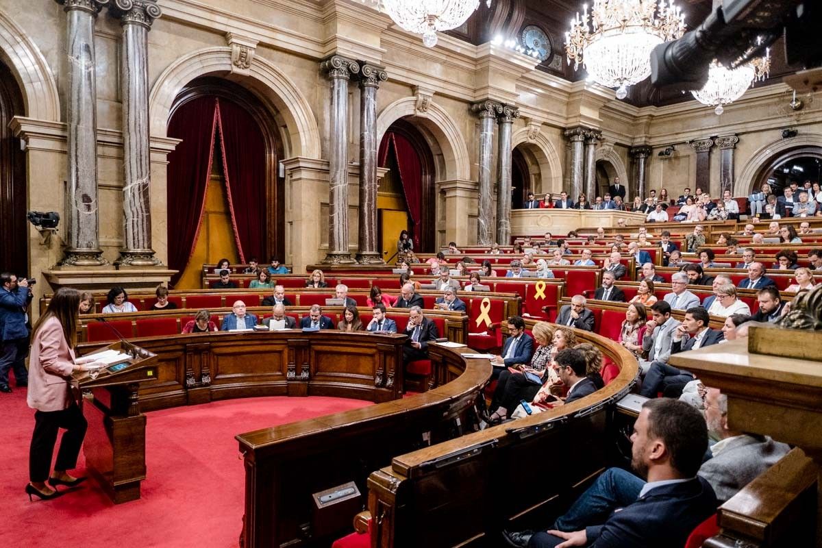 El ple del Parlament, durant la moció de censura a Torra