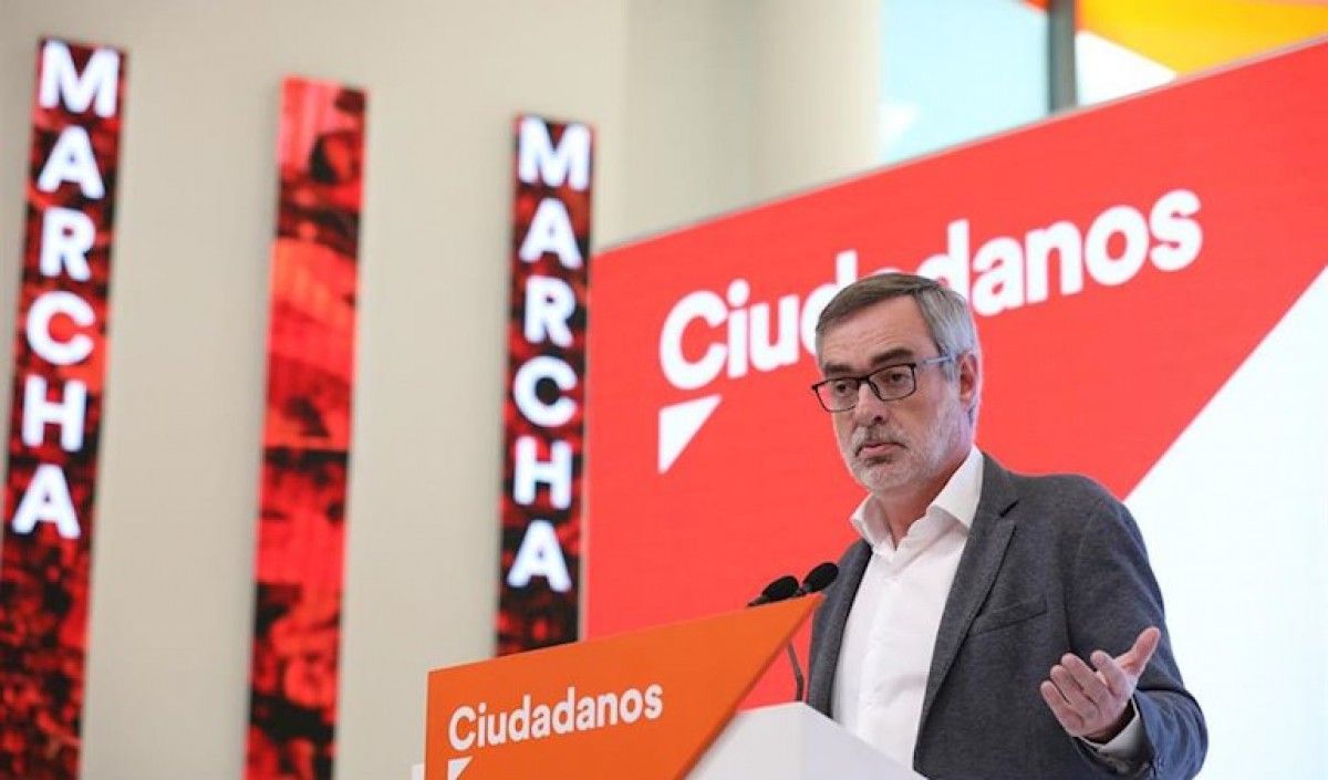 Juan Manuel Villegas a la seu de Ciutadans.