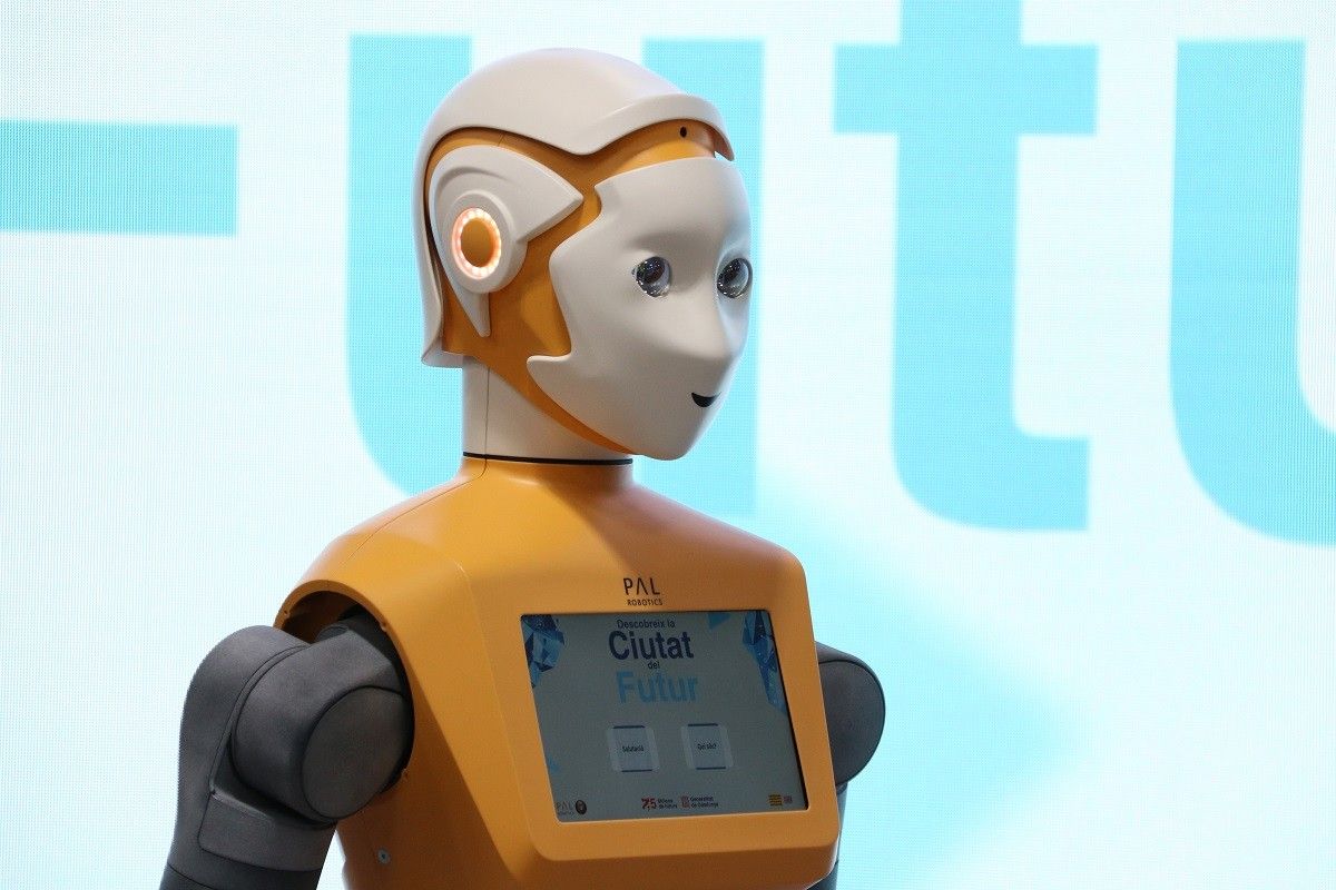El robot Ari, a l'Smart City Expo World Congress
