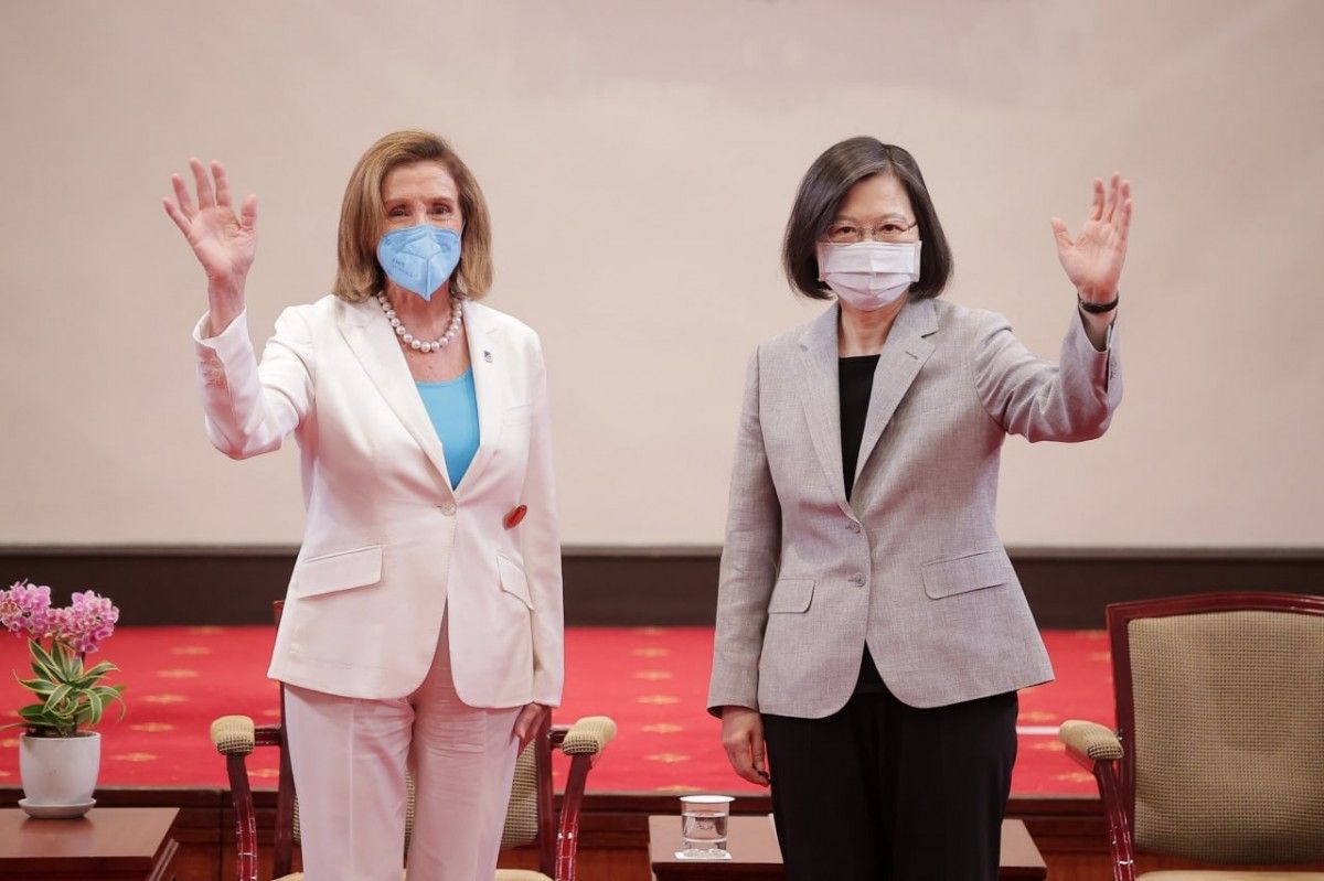 Nancy Pelosi i Tsai Ing-wen, a Taipei