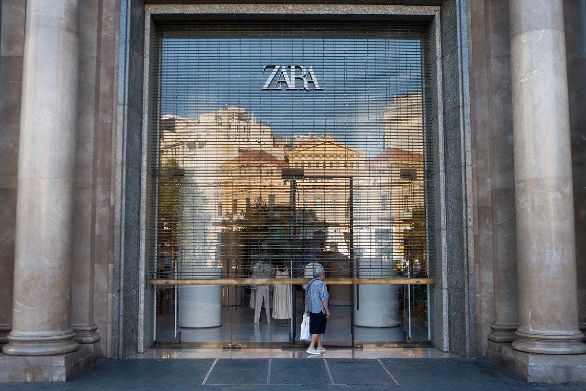 Aparador d'una botiga Zara al centre de Barcelona