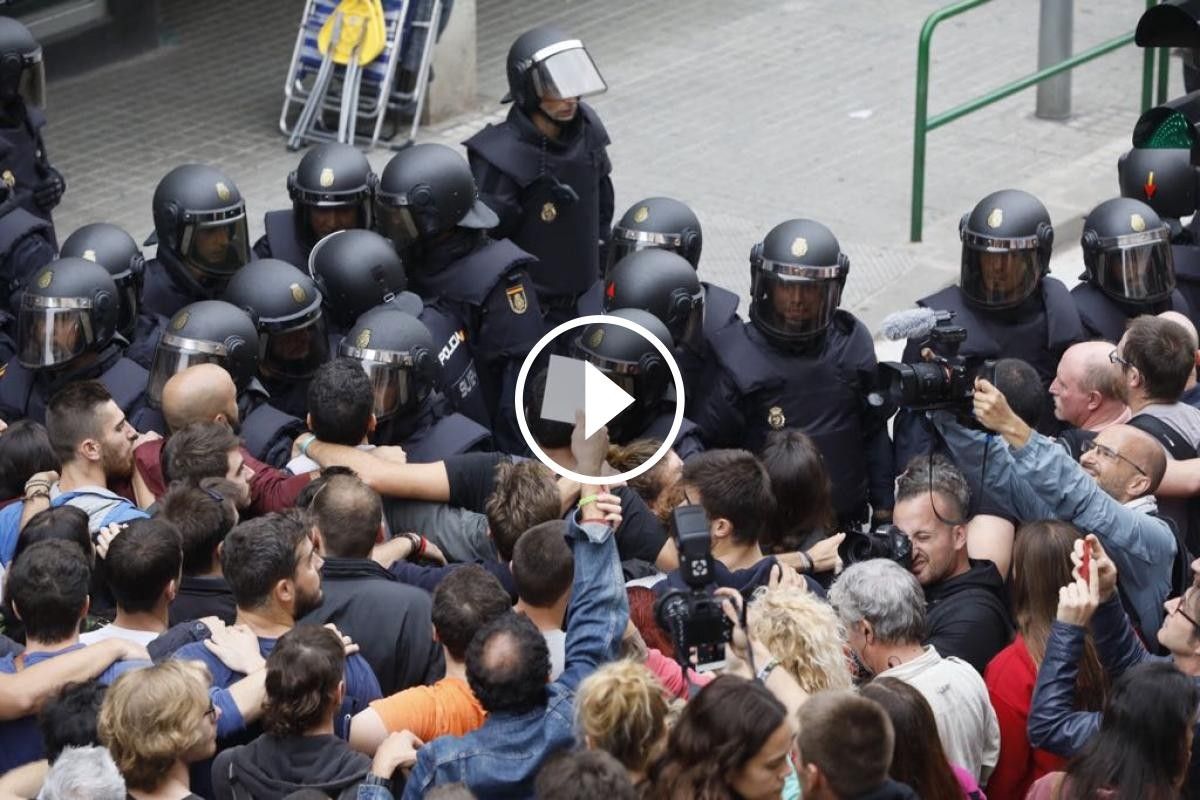 Acció policial a l'escola Nostra Llar de Sabadell
