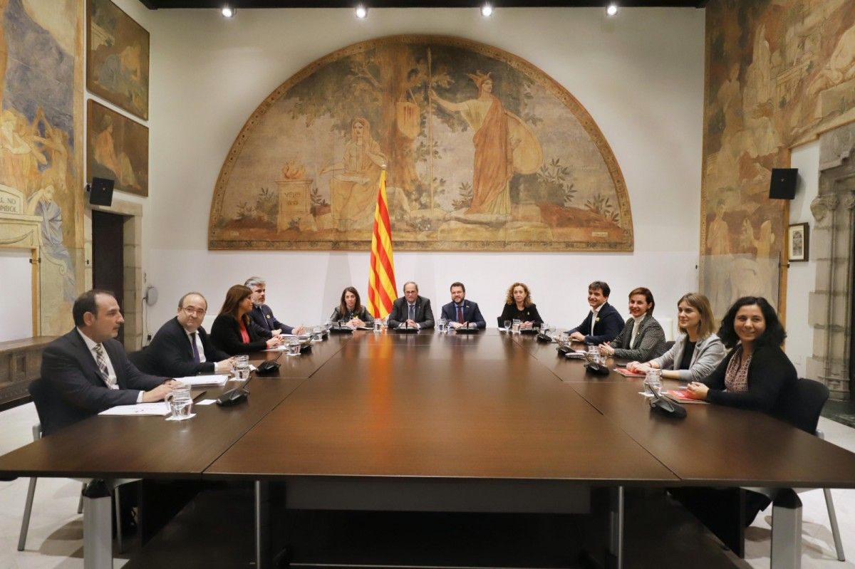 Tercera reunió de l'espai de diàleg al Palau de la Generalitat