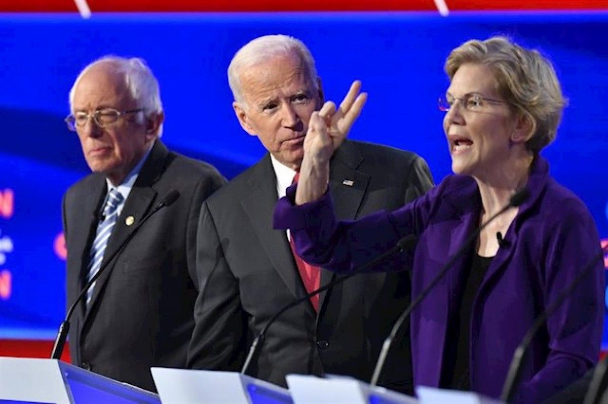 Joe Biden, Elizabeth Warren i Bernie Sanders, en un debat
