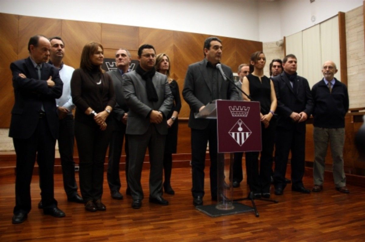 L'exalcalde de Sabadell, Manuel Bustos, va abandonar el càrrec i Sánchez va assumir l'alcaldia