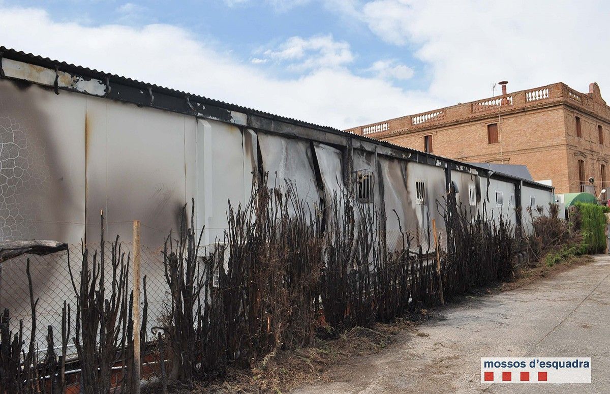 Un dels incendis presumptament provocat pels menors a Cerdanyola del Vallès
