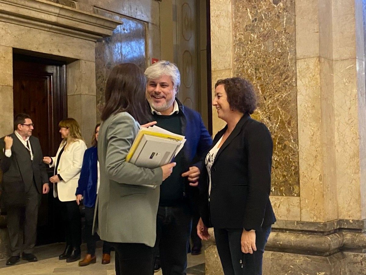 Marta Vilalta (ERC), Albert Batet (Junts) i Alícia Romero (PSC) aquest dijous al Parlament.