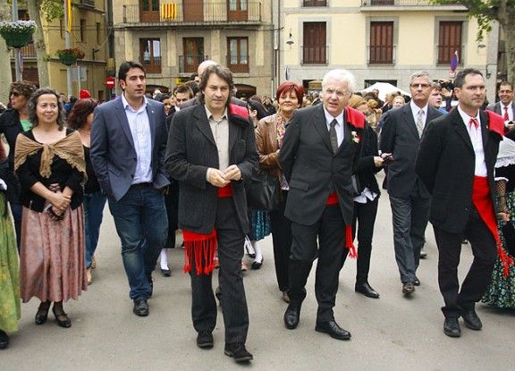 Ferran Mascarell, habillat de padrí del Casament a Pagès de Ripoll