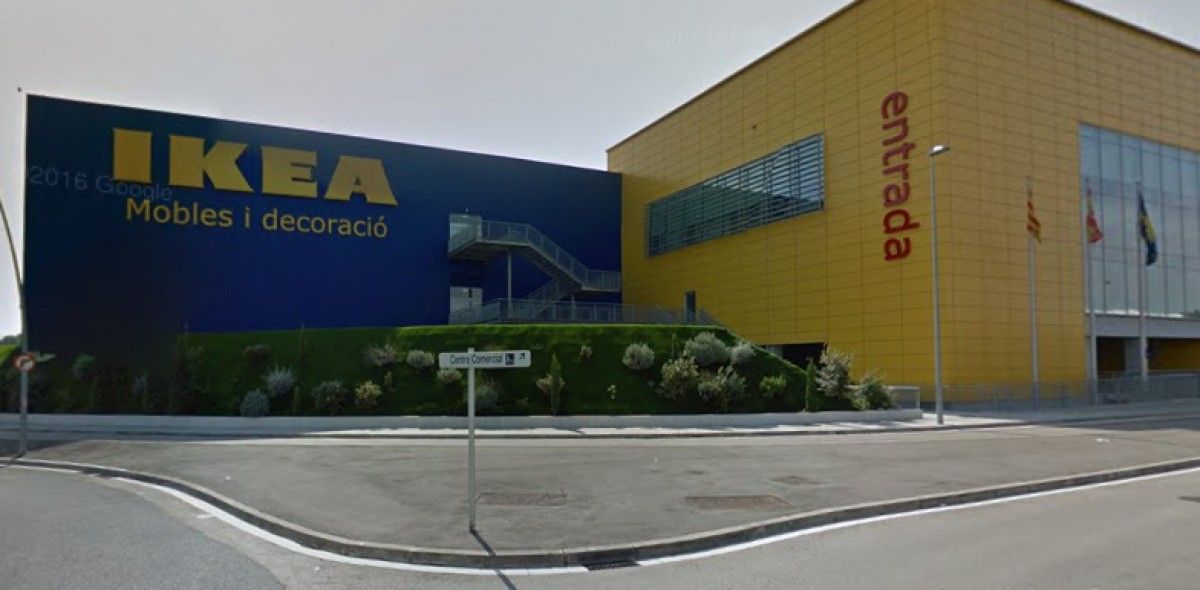 Exterior de l'IKEA de Sabadell.