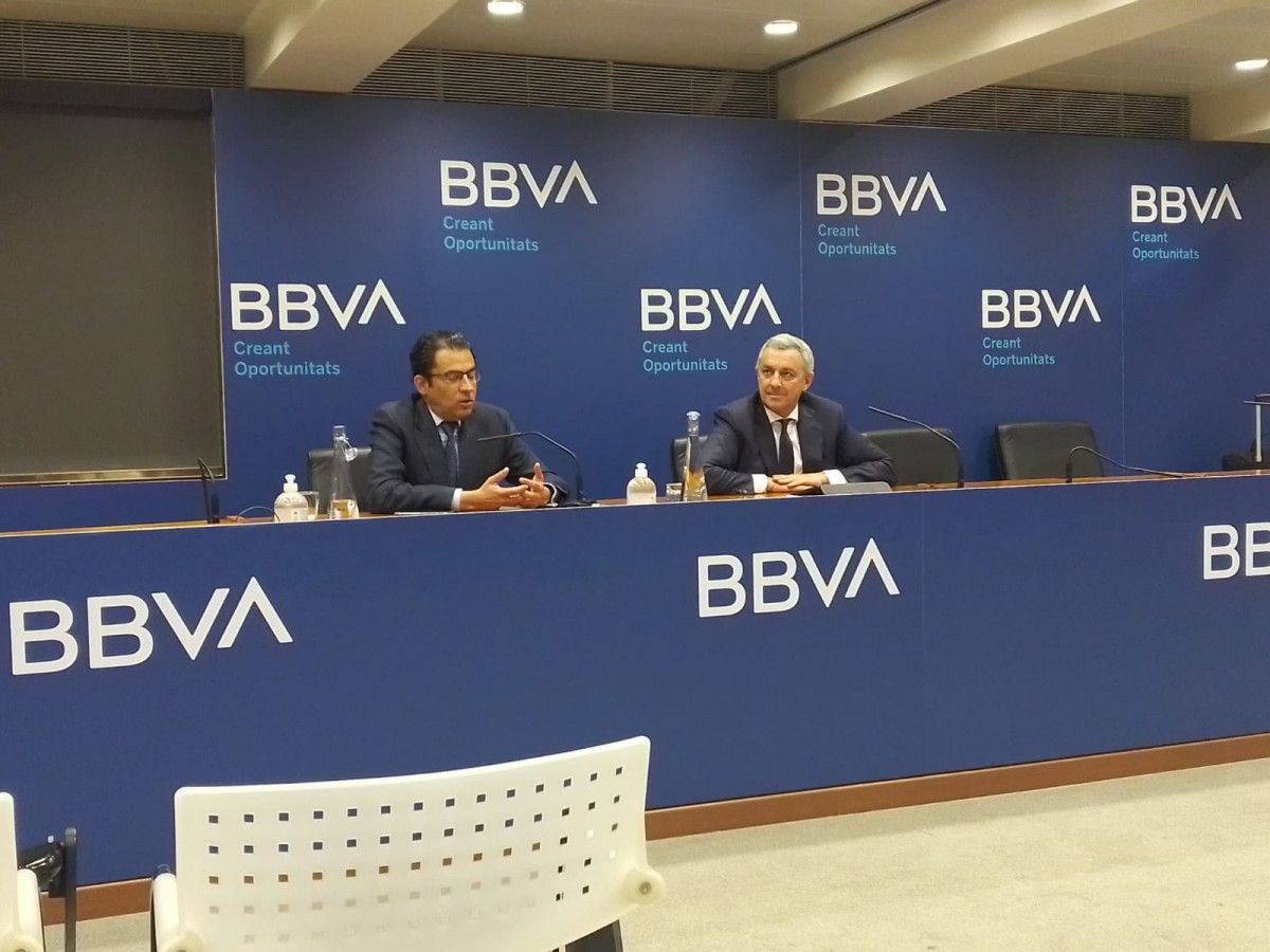 Miguel Cardoso i José Ballester, a la seu del BBVA