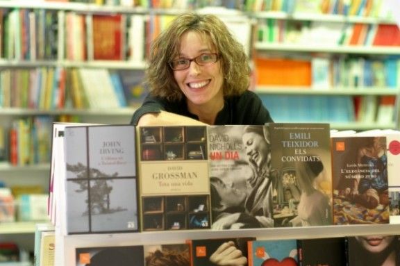 Irene Tortós-Sala, propietària de la llibreria L'Altell, ha guanyat el I Memorial Pere Rodeja.