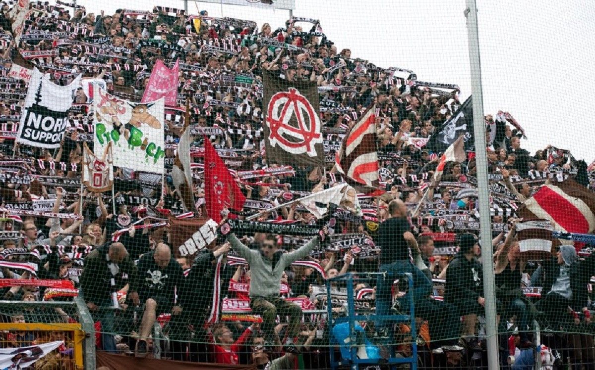 Aficionats del Sankt Pauli.