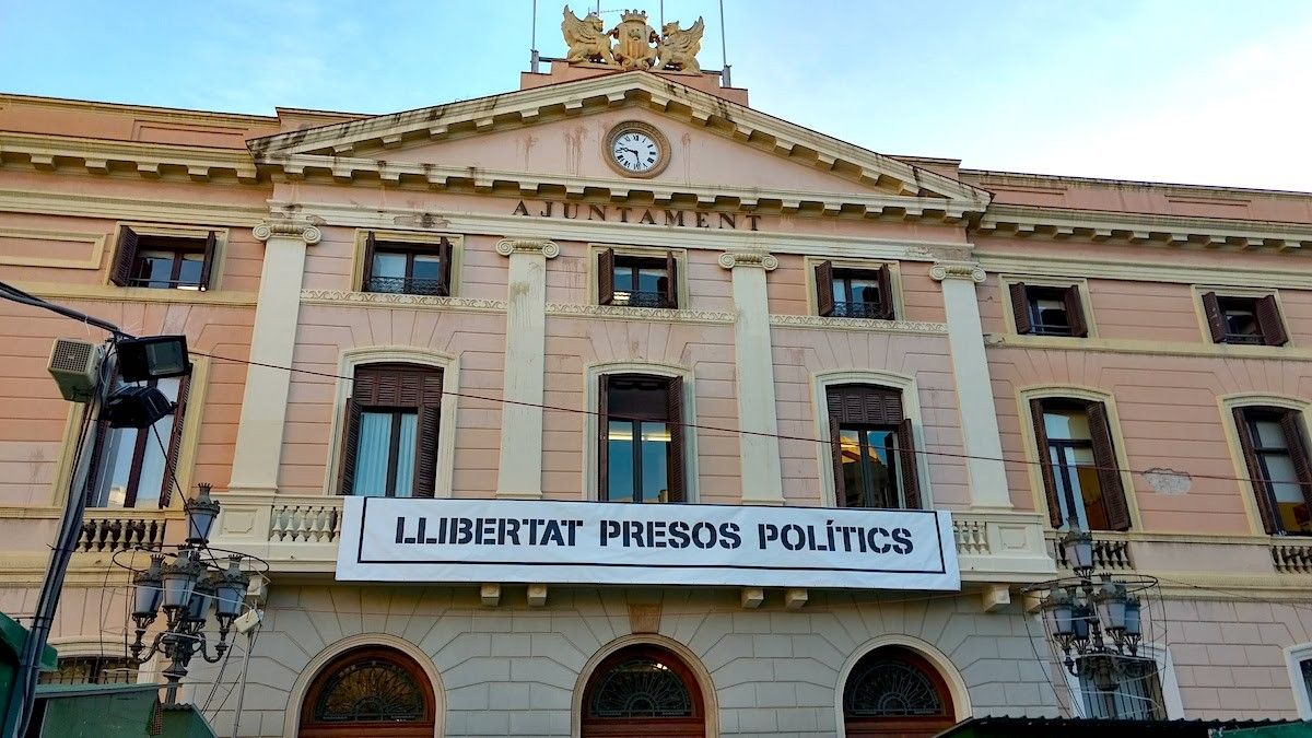 La pancarta dels presos polítics a Sabadell, aquest divendres