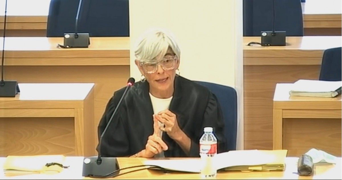 Olga Tubau durant la presentació dels informes definitius al judici contra Trapero