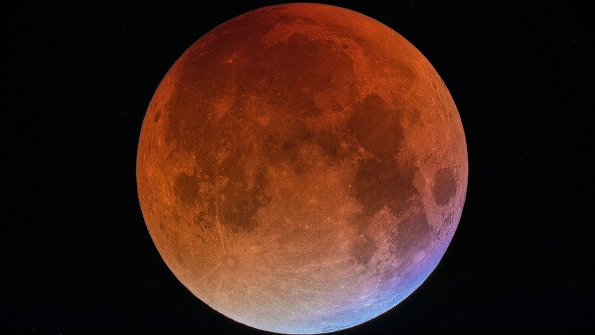 L'eclipsi de superlluna blava de sang feia 150 anys que no passava.