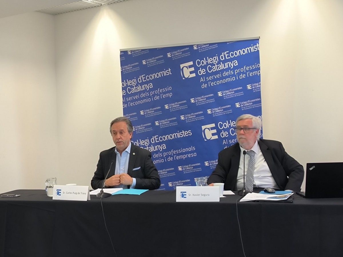 Els economistes Carles Puig de Travy i Xavier Segura, aquest dimecres.