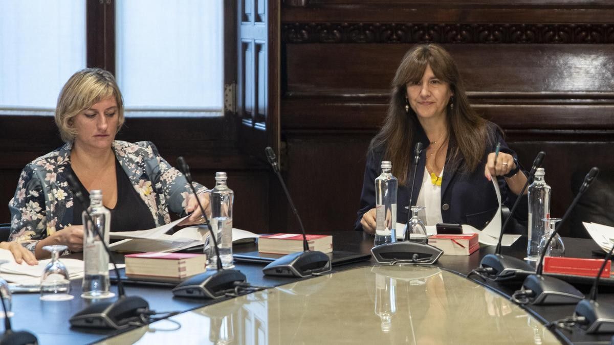 Laura Borràs i Alba Vergés, en una imatge d'arxiu al Parlament.