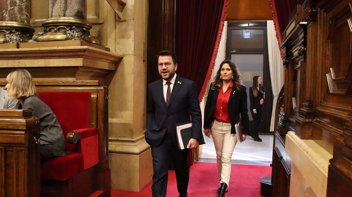 Pere Aragonès i Laura Vilagrà, al Parlament.