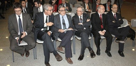 Carles Puigdemont, alcalde de Girona, Josep Fèlix Ballesteros, alcalde de Tarragona, Àngel Ros, alcalde de Lleida, i Xavier Trias, alcalde de Barcelona.