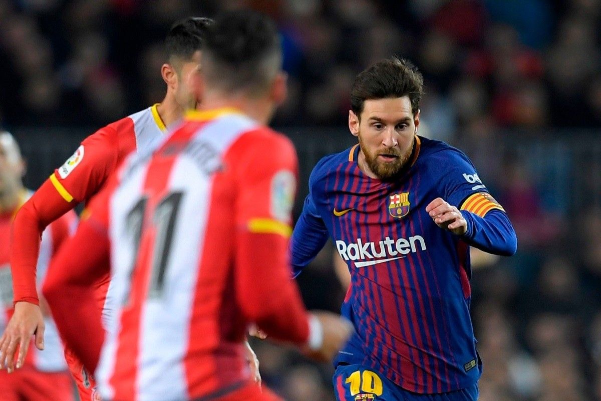 Messi amb la pilota als peus contra el Girona, en una imatge d'arxiu.