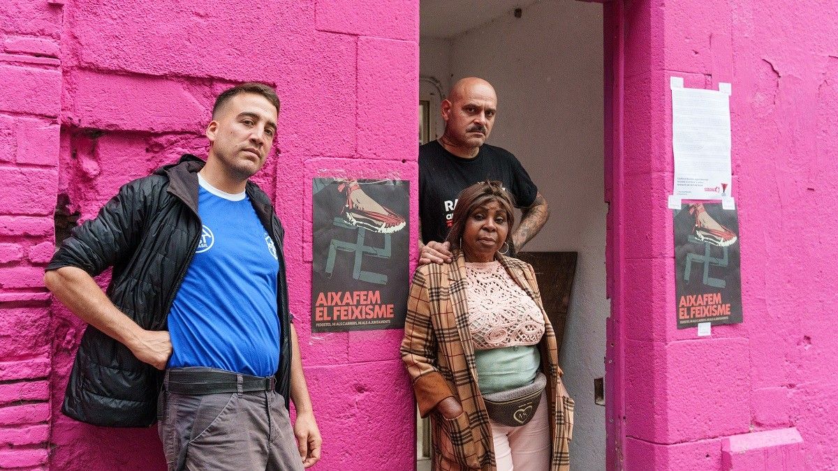 El Bernat, el Santi i l'Ana, tres dels veïns denunciat per Vox per una protesta al Raval