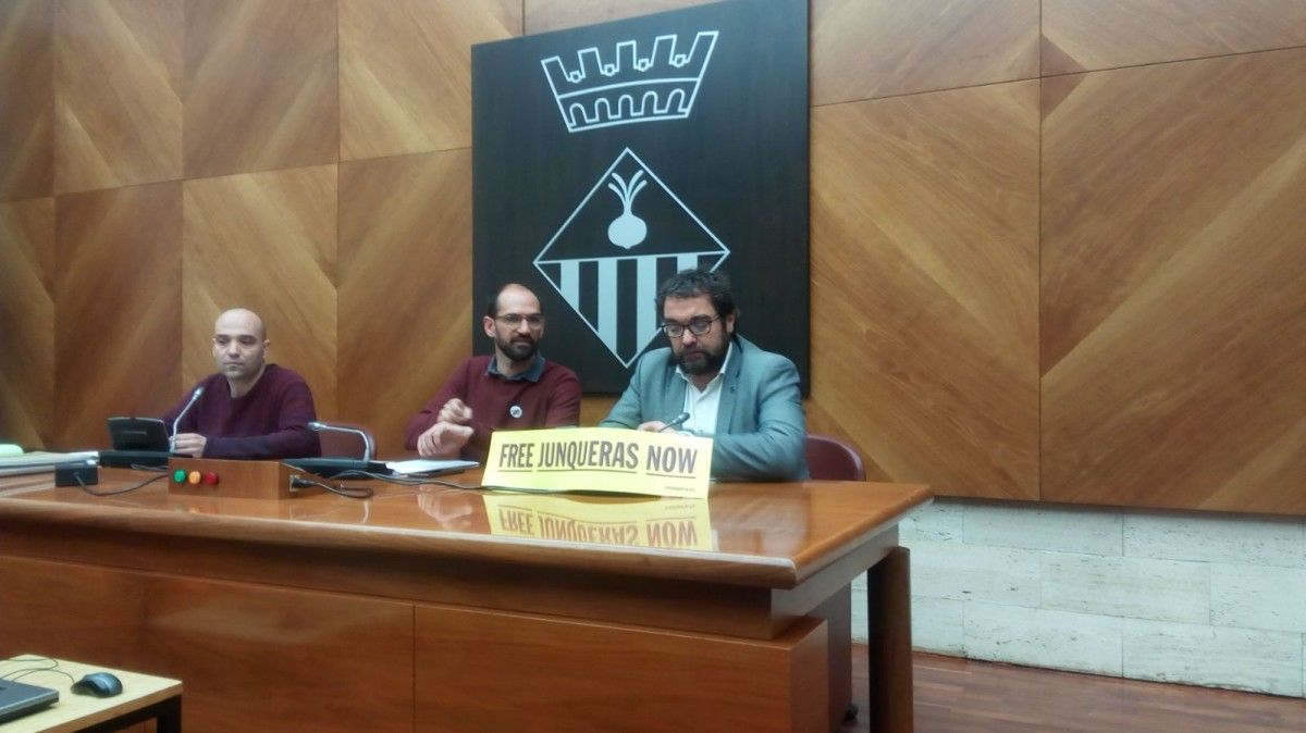 Cartell reclamant l'alliberament d'Oriol Junqueras