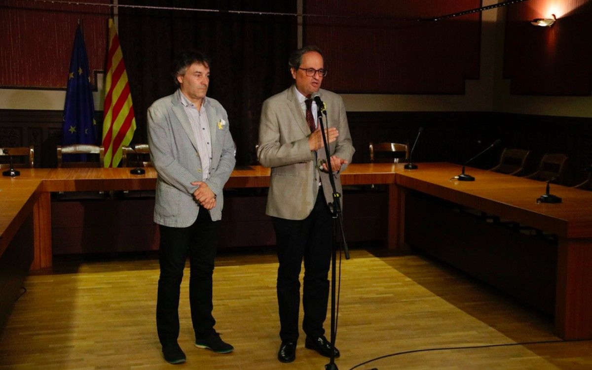 Quim Torra i Jordi Munell en els actes d'homenatge a Ripoll